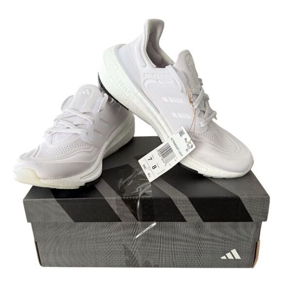 Adidas Ultraboost Light Running Shoes GY9350 Men Size 7 Women Size 8 - Picture 2 of 12